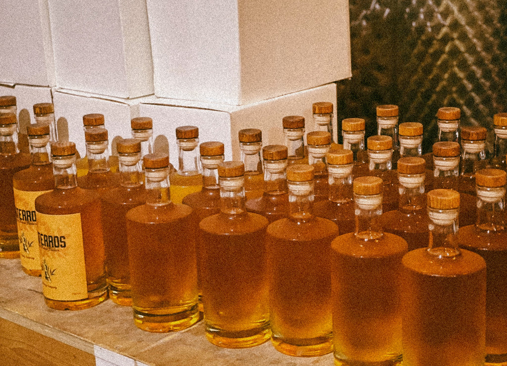 Jinterros Premium Rum (750ML Bottle)